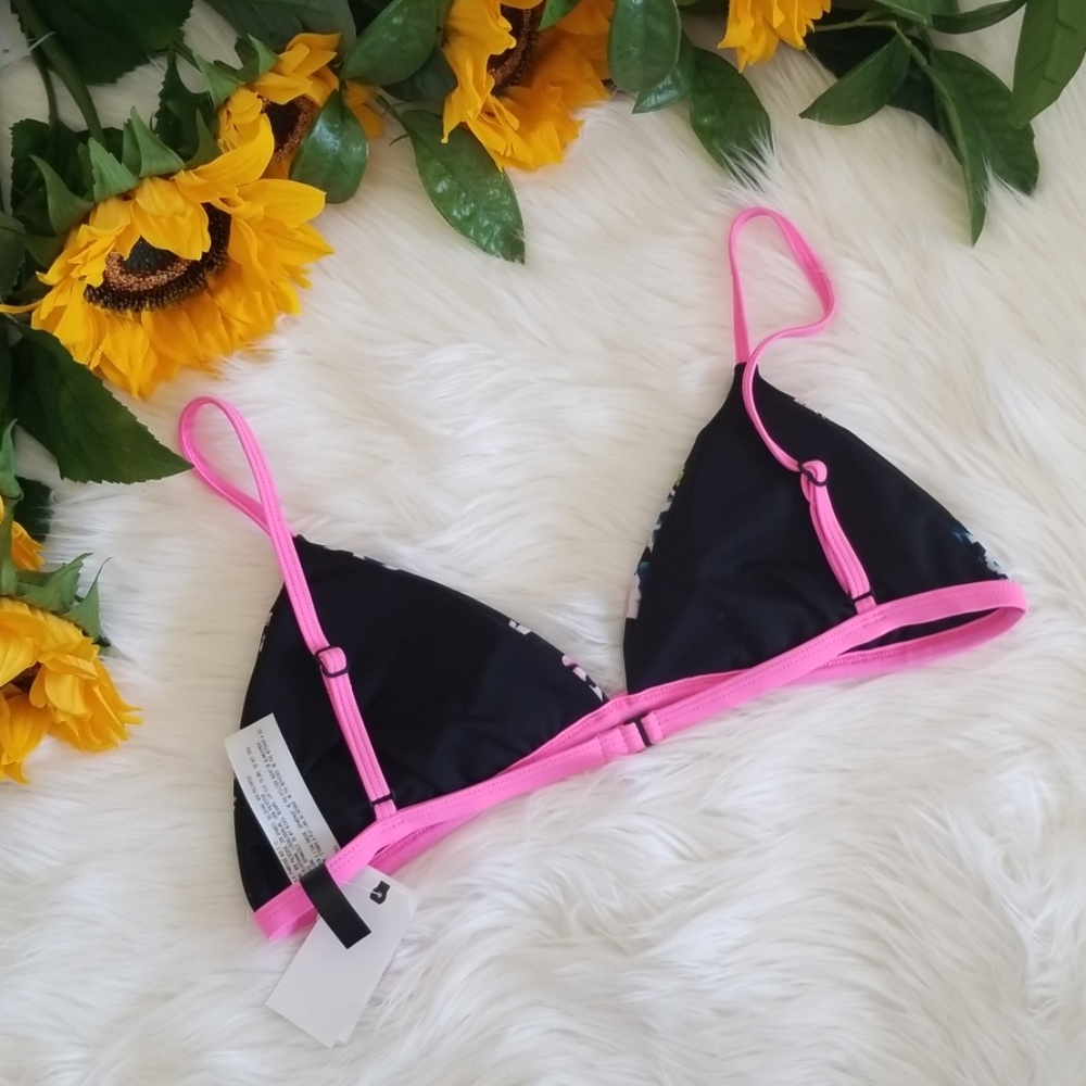 Leith Triangle Bikini Top - Picture 3 of 3